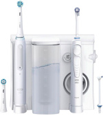 Oral-B Oral Health Center + iO Series 4 White set elektrického zubního kartáčku a ústní sprchy, bílá