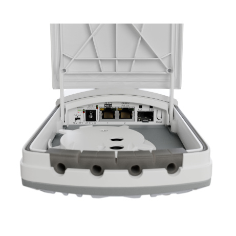 MikroTik FTC21-ups Fiber-to-Copper Converter s UPS funkcí (2 x 1G Eth, 1 x 2.5G SFP)