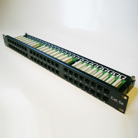 DATACOM Patch panel 48p. Cat5e 1U BK 8x6p. Modul, UTP, 19"