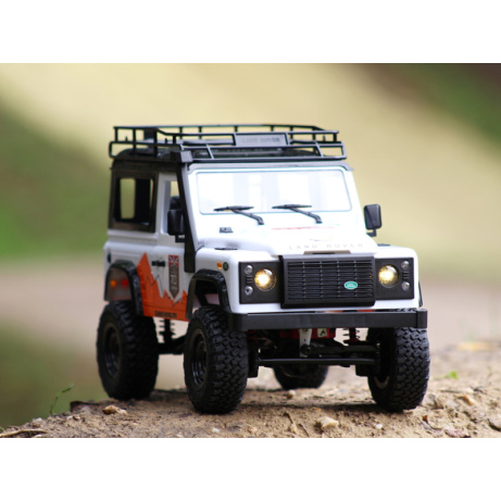 RMT LAND ROVER TRAIL V2.0. 1/12  - bílý